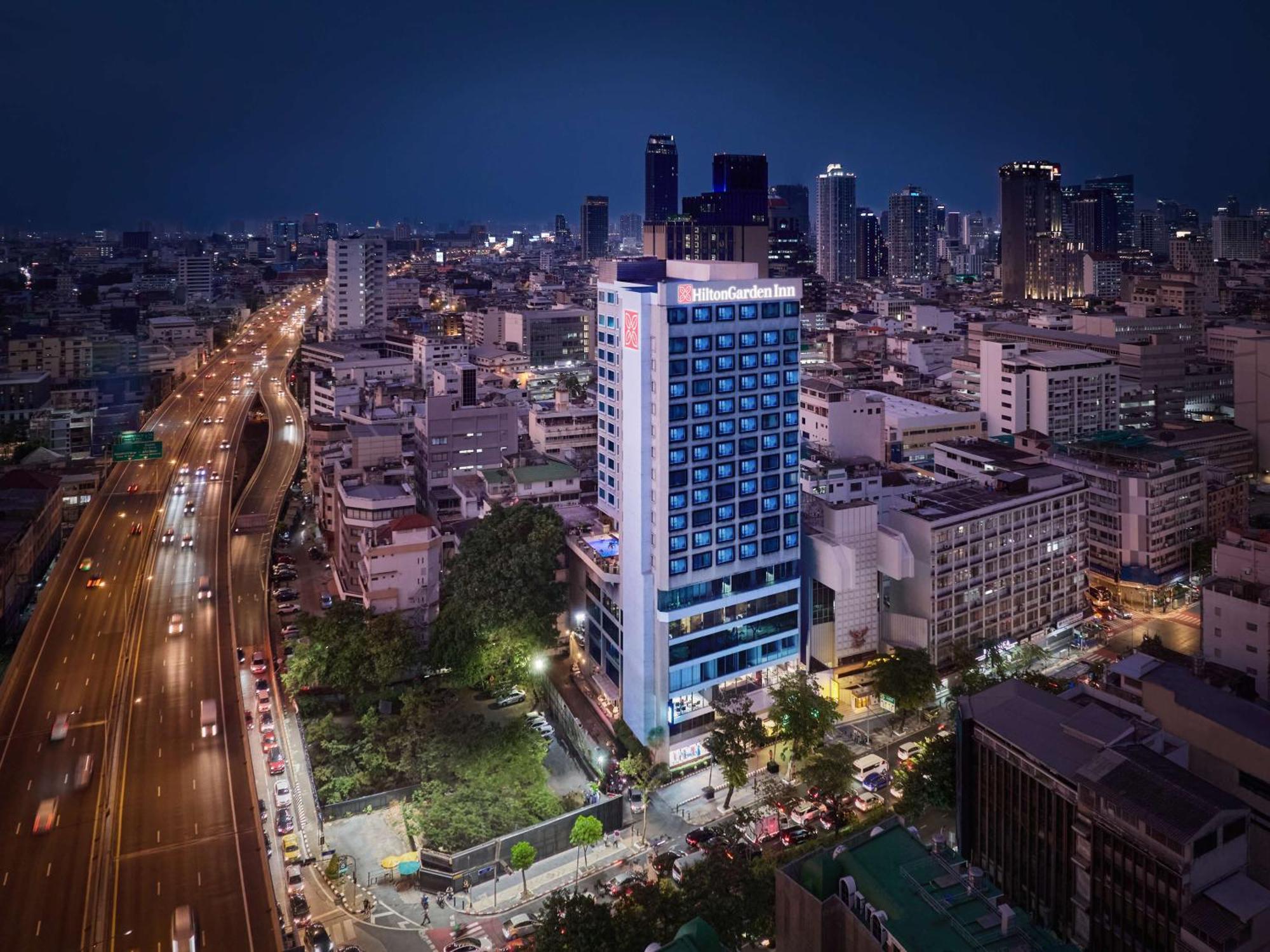 Hilton Garden Inn Bangkok Silom Exteriér fotografie