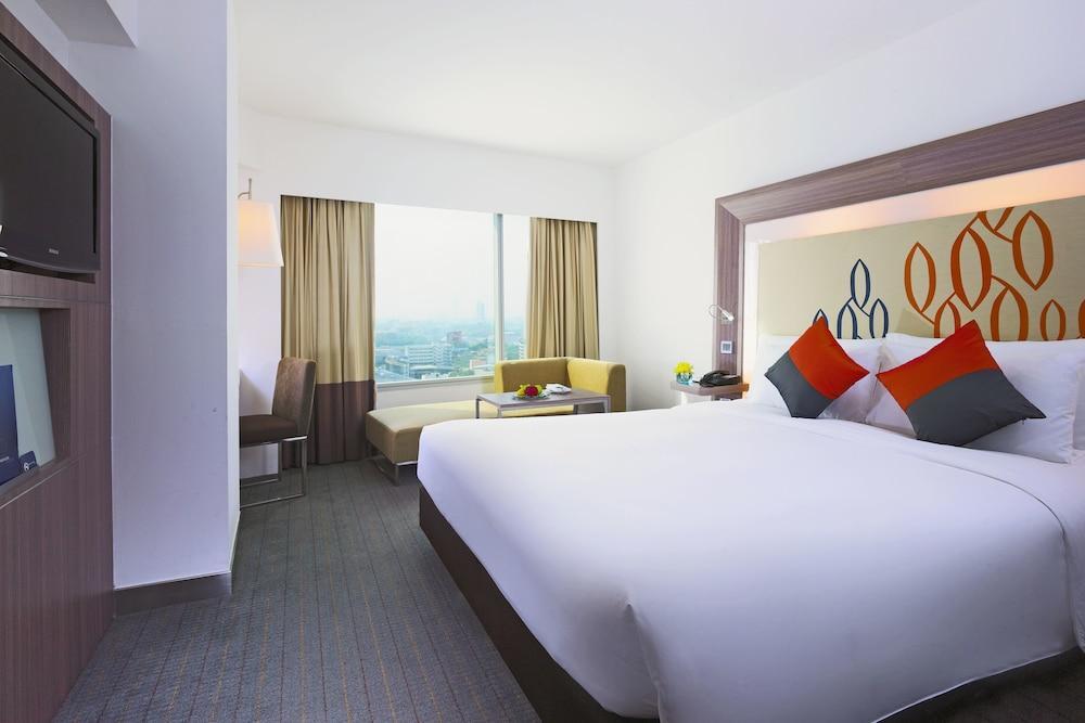 Hilton Garden Inn Bangkok Silom Exteriér fotografie